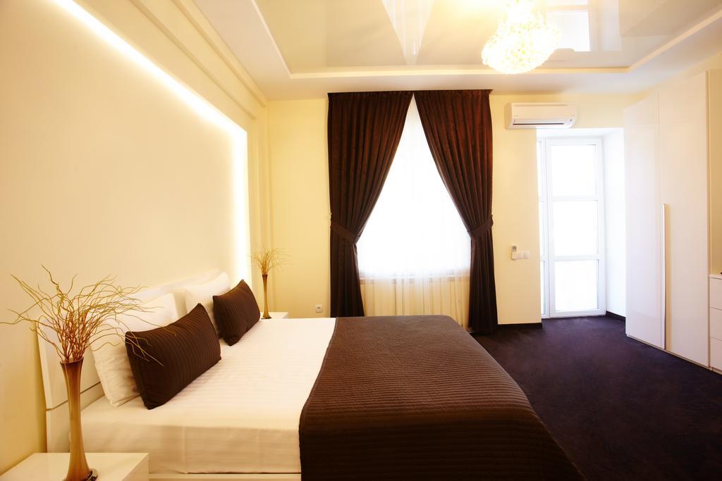 Central Park Apartments Κισινάου Δωμάτιο φωτογραφία
