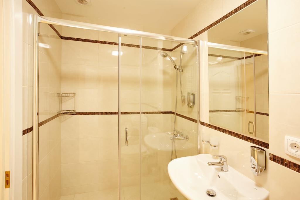 Central Park Apartments Κισινάου Εξωτερικό φωτογραφία